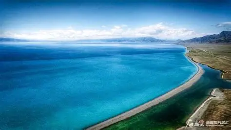 赛里木湖